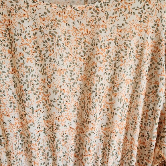 SHEIN- Plus Ditsy Floral Layered Ruffle Hem A-line Dress 4XL (20) - Picture 5 of 6